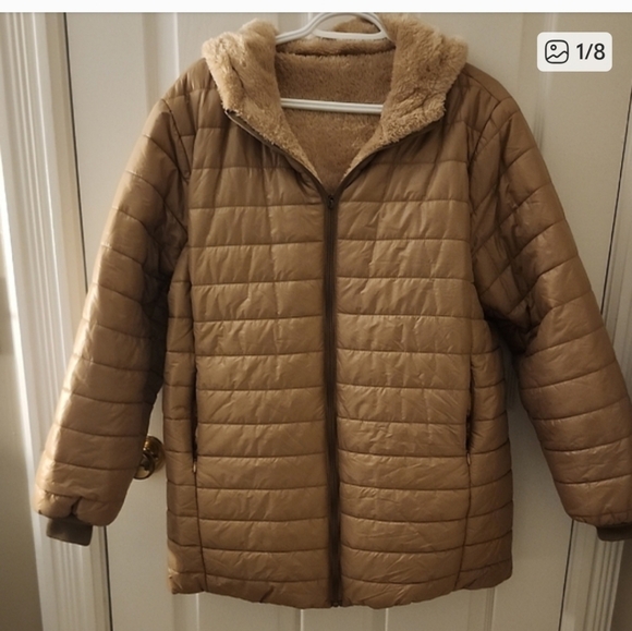 🌈Cozy Sherpa-Lined Brown Puffer | Excellent Used Condition | Warm & Lightweigh - Picture 9 of 10